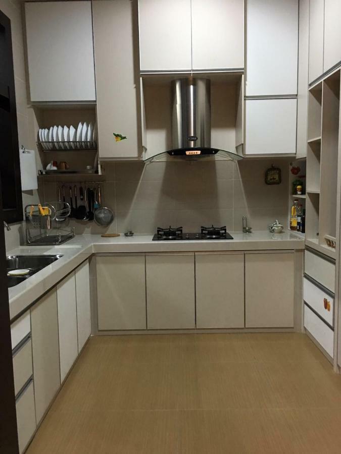 Villaparadise Homestay Бату Пахат Екстериор снимка