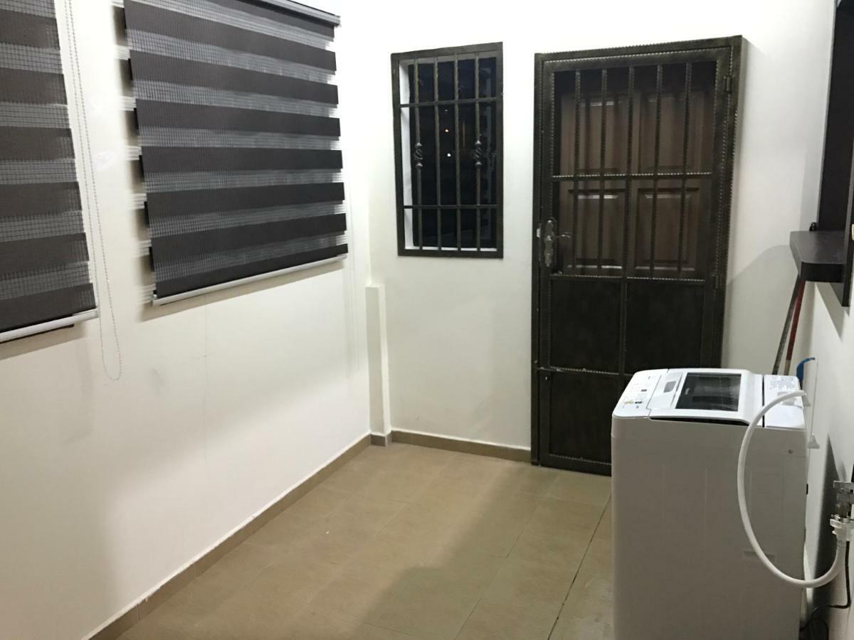 Villaparadise Homestay Бату Пахат Екстериор снимка